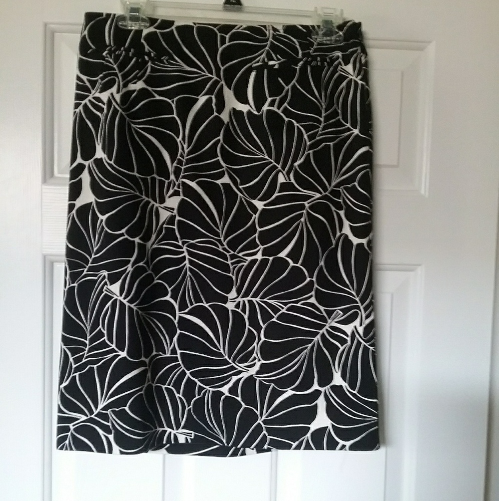 Talbots Brand Classic Skirt Size 6